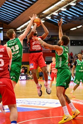 Kyle Castlin 2.Bundesliga Pro A, 34. Spieltag, 46ers, Basketball, Basketball Saison 2025 2026, BBL, Deutschland, Giessen 46ers EPG Baskets Koblenz, Giessen in rot,Koblenz in grün, Herren, Männer