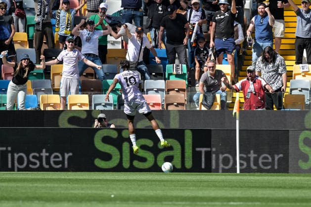 CALCIO - Serie A - Udinese Calcio vs Torino FC Udinese s Kingsley Ehizibue celebrates after scoring a goal during Udinese Calcio vs Torino FC, Italian soccer Serie A match in Udine, Italy, May 02 2026 Udine Italy  Copyright: xIPAxSport ABACAx