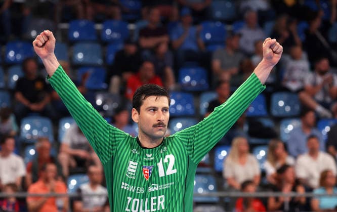 02.05.2026, Deutschland, Bietigheim, Handball 2. Bundesliga, SG BBM Bietigheim vs. VfL Eintracht Hagen, Martin Tomovski (BBM) jubelt, Jubel