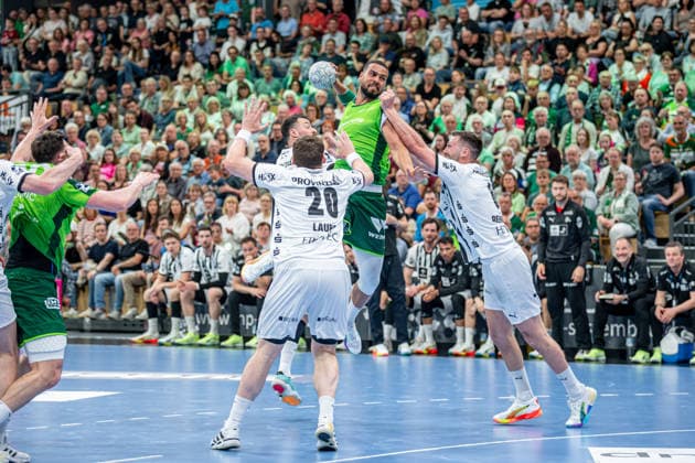Handball Bundesliga; HSG Wetzlar - THW Kiel, 02.05.26 Philipp Ahouansou (HSG Wetzlar, 19), Lukas Laube (THW Kiel, 20), Harald Reinkind (THW Kiel, 6) Handball Bundesliga; HSG Wetzlar - THW Kiel: Wetzlar, 02.05.26 Copyright: xBEAUTIFULxSPORTS Roeczeyx