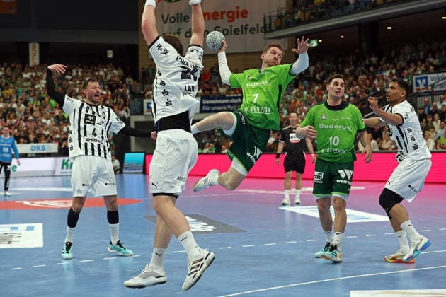 02.05.2026, xovx, Handball Daikin Handball Bundesliga, HSG Wetzlar - THW Kiel v.l. Domagoj Duvnjak (THW Kiel), Lukas Laube (THW Kiel), Dominik Mappes (HSG Wetzlar), Josip Simic (HSG Wetzlar), Mohab Mohamed Saeed Abdelhak (THW Kiel) Wetzlar Buderus-Arena Hessen Deutschland (DE)