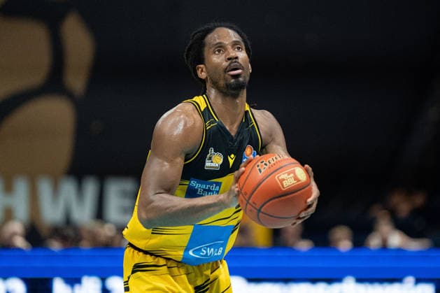 Tray Buchanan (Nr. 2 MHP Riesen Ludwigsburg) GER, Basketball Loewen Braunschweig gegen MHP Riesen Ludwigsburg, Basketball, easyCredit BBL, Woche 32, Spielzeit 2025 26, 02.05.2026 GER, Basketball Loewen Braunschweig gegen MHP Riesen Ludwigsburg, Basketball, easyCredit BBL, Woche 32, Spielzeit 2025 26, 02.05.2026 Braunschweig Copyright: xEibner-Pressefoto DanielxREINELTx EP_DRT
