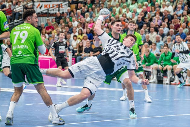 Handball Bundesliga; HSG Wetzlar - THW Kiel, 02.05.26 Lukas Laube (THW Kiel, 20), Ahmed Nafea (HSG Wetzlar, 79), Jona Schoch (HSG Wetzlar, 22), Josip Simic (HSG Wetzlar, 10) Handball Bundesliga; HSG Wetzlar - THW Kiel: Wetzlar, 02.05.26 Copyright: xBEAUTIFULxSPORTS Roeczeyx