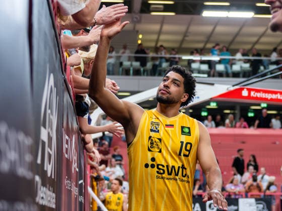Joshua Schwaibold (Tigers Tuebingen 19), Tigers Tuebingen vs. Eisbaeren Bremerhaven, Basketball, 2. Basketball Bundesliga ProA, Saison 2025 2026, Spieltag 34, 02.05.2026, Tigers Tuebingen vs. Eisbaeren Bremerhaven, Basketball, 2. Basketball Bundesliga ProA, Saison 2025 2026, Spieltag 34, 02.05.2026 Tuebingen Copyright: xEibner-Pressefoto FlorianxSchustx EP_FSU