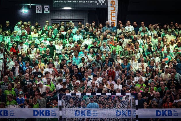 02.05.2026, xovx, Handball Daikin Handball Bundesliga, HSG Wetzlar - THW Kiel Fans der HSG Wetzlar in der Buderus-Arena. Wetzlar Buderus-Arena Hessen Deutschland (DE)