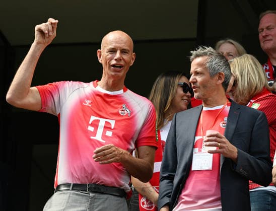 15.04.2026, xophax, Fussball , Frauen Bundesliga Google Pixel Frauen - Bundesliga 25 26. 1.FC Köln gegen Werder Bremen. Präsident Jörn Stobbe und Geschäftsführer Philip Türoff , rechts ( beide 1.FC Köln ) (DFL DFB REGULATIONS PROHIBIT ANY USE OF PHOTOGRAPHS as IMAGE SEQUENCES and or QUASI-VIDEO) Koeln