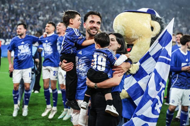 Fussball, 2. Bundesliga Saison 2025 2026 32. Spieltag FC Schalke 04 - Fortuna Düsseldorf 02.05.2026, VELTINS-Arena +Kenan Karaman (Schalke 04, 19) Gelsenkirchen VELTINS-Arena Nordrhein-Westfalen Deutschland