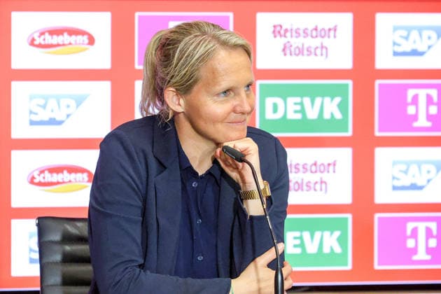02.05.2026, xsscx, Frauen Fussball, 1. FC Köln - Werder Bremen, 1. Fussball Bundesliga, 24. Spieltag, RheinEnergie-Stadion, Saison 2025 2026: Friederike Kromp (Cheftrainerin Werder Bremen) DFB regulations prohibit any use of photographs as image sequences and or quasi-video. Photo: xSandraxScherningxPressefotoKochx Nordrhein-Westfalen Germany