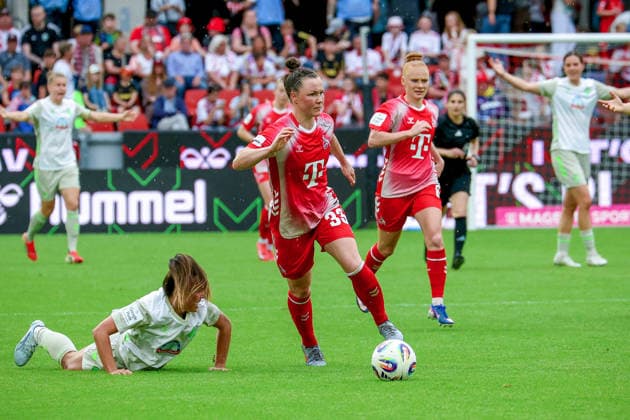 02.05.2026, xsscx, Frauen Fussball, 1. FC Köln - Werder Bremen, 1. Fussball Bundesliga, 24. Spieltag, RheinEnergie-Stadion, Saison 2025 2026: Marina Hegering (1. FC Köln 33) DFB regulations prohibit any use of photographs as image sequences and or quasi-video. Photo: xSandraxScherningxPressefotoKochx Nordrhein-Westfalen Germany