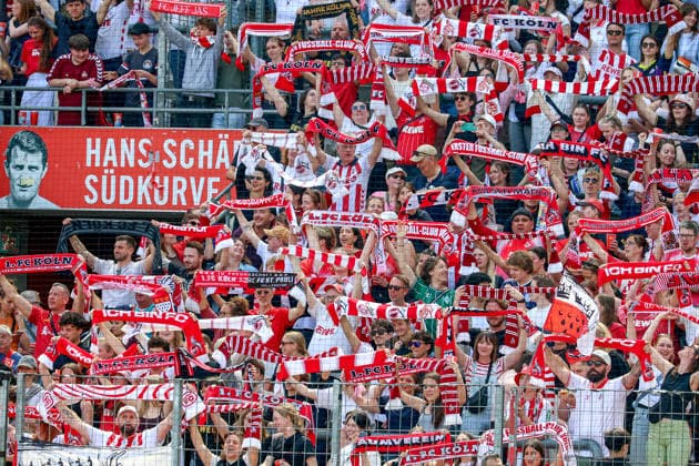 02.05.2026, xsscx, Frauen Fussball, 1. FC Köln - Werder Bremen, 1. Fussball Bundesliga, 24. Spieltag, RheinEnergie-Stadion, Saison 2025 2026: Fans des 1. FC Köln vor dem Spiel DFB regulations prohibit any use of photographs as image sequences and or quasi-video. Photo: xSandraxScherningxPressefotoKochx Nordrhein-Westfalen Germany