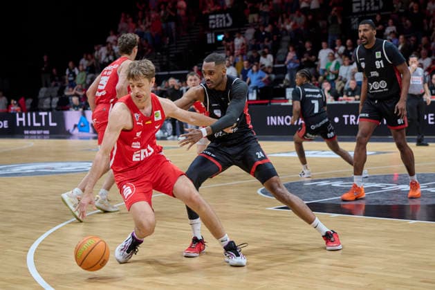 Barmer, BBL2, Nürnberg Falcons BC vs SBB Baskets Wolmirstedt BBL2, Nürnberg Falcons BC vs SBB Baskets Wolmirstedt Nürnberg KIA Metropol Arena Bayern Deutschland