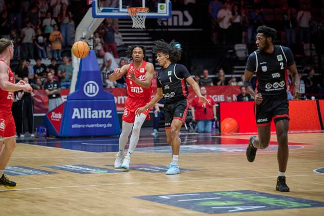 Barmer, BBL2, Nürnberg Falcons BC vs SBB Baskets Wolmirstedt BBL2, Nürnberg Falcons BC vs SBB Baskets Wolmirstedt Nürnberg KIA Metropol Arena Bayern Deutschland