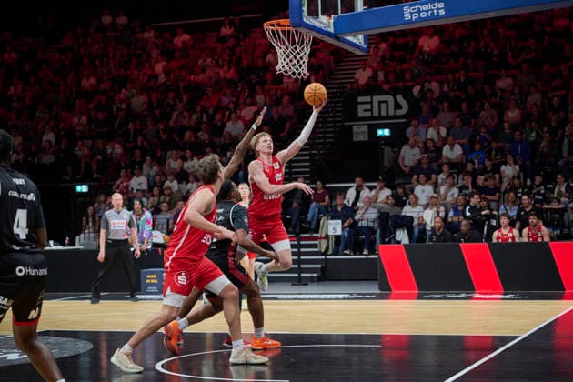 Barmer, BBL2, Nürnberg Falcons BC vs SBB Baskets Wolmirstedt BBL2, Nürnberg Falcons BC vs SBB Baskets Wolmirstedt Nürnberg KIA Metropol Arena Bayern Deutschland