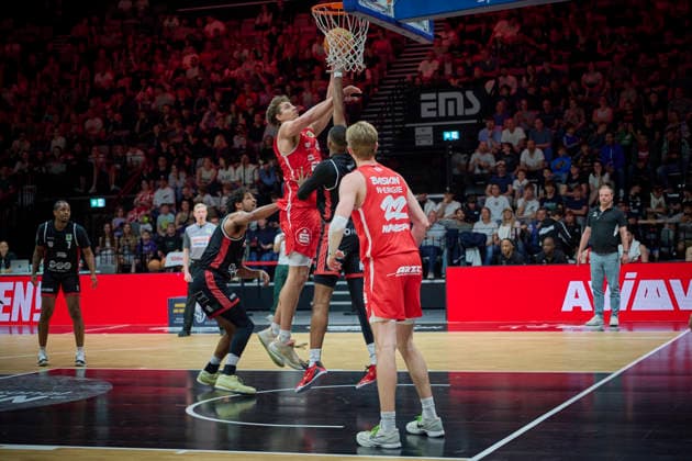Barmer, BBL2, Nürnberg Falcons BC vs SBB Baskets Wolmirstedt BBL2, Nürnberg Falcons BC vs SBB Baskets Wolmirstedt Nürnberg KIA Metropol Arena Bayern Deutschland
