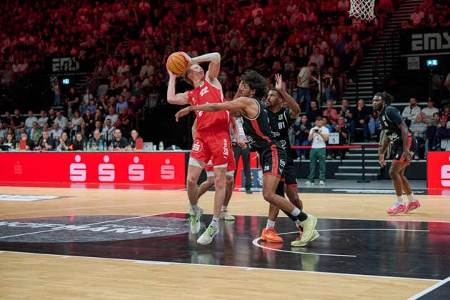 Barmer, BBL2, Nürnberg Falcons BC vs SBB Baskets Wolmirstedt BBL2, Nürnberg Falcons BC vs SBB Baskets Wolmirstedt Nürnberg KIA Metropol Arena Bayern Deutschland