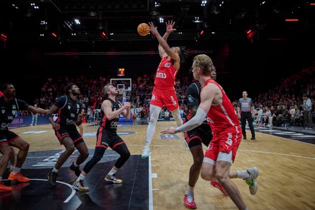 Barmer, BBL2, Nürnberg Falcons BC vs SBB Baskets Wolmirstedt BBL2, Nürnberg Falcons BC vs SBB Baskets Wolmirstedt Nürnberg KIA Metropol Arena Bayern Deutschland