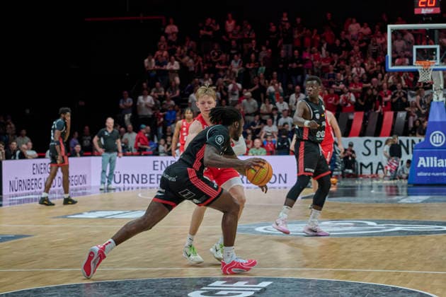 Barmer, BBL2, Nürnberg Falcons BC vs SBB Baskets Wolmirstedt BBL2, Nürnberg Falcons BC vs SBB Baskets Wolmirstedt Nürnberg KIA Metropol Arena Bayern Deutschland