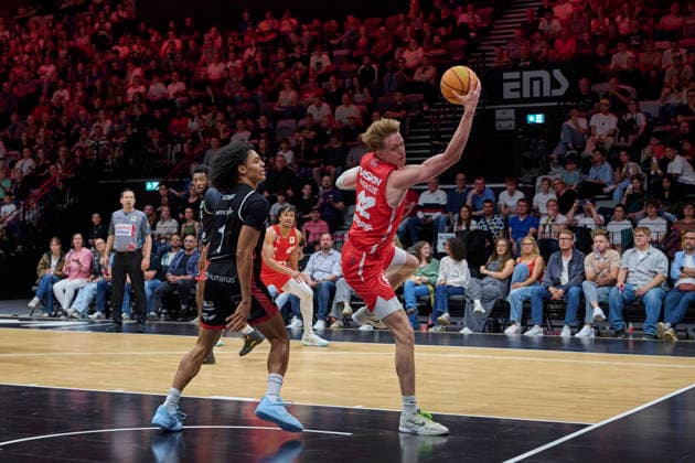 Barmer, BBL2, Nürnberg Falcons BC vs SBB Baskets Wolmirstedt BBL2, Nürnberg Falcons BC vs SBB Baskets Wolmirstedt Nürnberg KIA Metropol Arena Bayern Deutschland