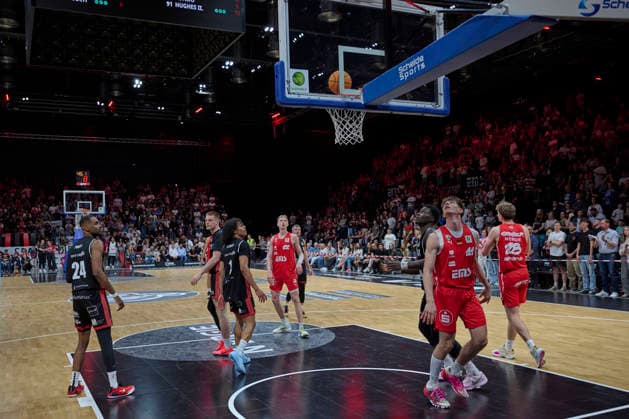 Barmer, BBL2, Nürnberg Falcons BC vs SBB Baskets Wolmirstedt BBL2, Nürnberg Falcons BC vs SBB Baskets Wolmirstedt Nürnberg KIA Metropol Arena Bayern Deutschland