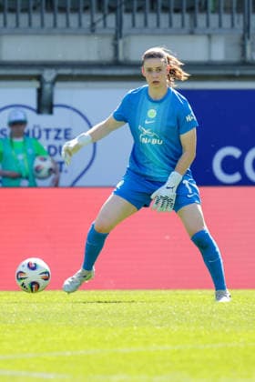 02.05.2026, xgrfx, Fussball Google Pixel Frauen-Bundesliga, VfL Wolfsburg - RB Leipzig v.l. Stina Johannes (VfL Wolfsburg) (DFL DFB REGULATIONS PROHIBIT ANY USE OF PHOTOGRAPHS as IMAGE SEQUENCES and or QUASI-VIDEO) Wolfsburg