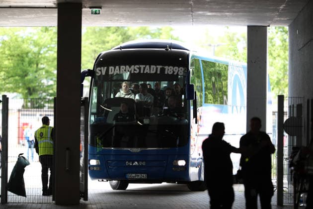 Ankunft in Karlsruhe Florian Kohfeldt (SV Darmstadt 98, Chef-Trainer), Karlsruher SC vs. SV Darmstadt 98, 2. Bundesliga, 32. Spieltag, 2025 2026, 03.05.2026, DFL REGULATIONS PROHIBIT ANY USE OF PHOTOGRAPHS AS IMAGE SEQUENCES AND OR QUASI-VIDEO, Karlsruher SC vs. SV Darmstadt 98, 2. Bundesliga, 32. Spieltag, 2025 2026, 03.05.2026 Karlsruhe