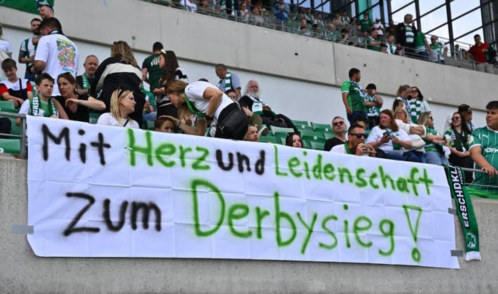 03.05.2026 - Fussball - Saison 2025 2026 - 2. Fussball - Bundesliga - Derby Frankenderby - 32. Spieltag: SpVgg Greuther Fürth ( Kleeblatt ) - 1. FC Nürnberg FCN ( Club ) - Sportfoto Zink - xwoxzix - DFL regulations prohibit any use of photographs as image sequences and or quasi-video - only for editorial use - Spruchband Banner Greutherfürthfans Fans Fanblock Kleeblattfans