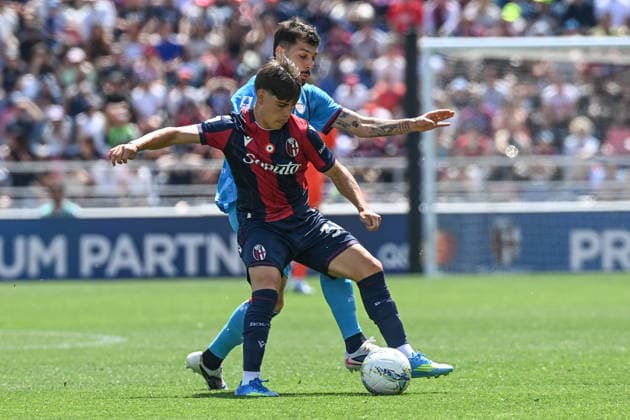 Benjamin Dominguez (Bologna Fc) in action during Bologna FC vs Cagliari Calcio, Italian soccer Serie A match in Bologna, Italy, May 03 2026  Copyright: xGianlucaxRicci IPAxSportx xipa-agency.netx xx IPA_74401098 IPA_Agency_IPA74401098