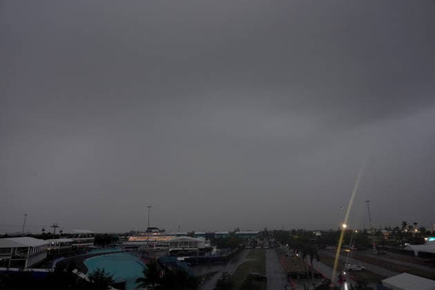 Formula 1 Crypto.com Miami Grand Prix 2026 03.05.2026, Miami International Autodrome, Miami, Formula 1 Crypto.com Miami Grand Prix 2026 ,im Bild Unwetter über der Rennstrecke von Miami
