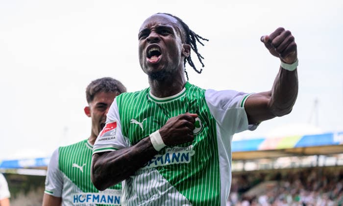 03.05.2026 - Fussball - Saison 2025 2026 - 2. Fussball - Bundesliga - Derby Frankenderby - 32. Spieltag: SpVgg Greuther Fürth ( Kleeblatt ) - 1. FC Nürnberg FCN ( Club ) - Sportfoto Zink - xwoxzix - DFL regulations prohibit any use of photographs as image sequences and or quasi-video - only for editorial use - Torjubel Jubel Freude nach Treffer Tor Torschuß zum 1:0 durch Noel Futkeu (9, SpVgg Greuther Fürth ) -