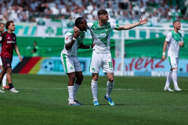 freude bei Noel Futkeu 9 (Spvgg Greuther Fuerth) und Branimir Hrgota 10 (Spvgg Greuther Fuerth) nach dem 1:0, SpVgg Greuther Fuerth vs. 1. FC Nuernberg, Fussball, Maenner, 2. Bundesliga, DFL, Saison 2025 2026, 32. Spieltag, Rueckrunde, 03.05.2026 DFB regulations prohibit any use of photographs as image sequences and or quasi-video Fuerth Bayern Deutschland