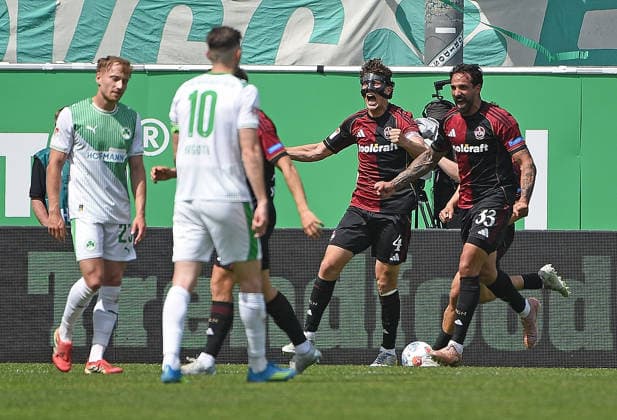 03.05.2026, xhbx, Fussball 2.Bundesliga, SpVgg Greuther Fuerth - 1.FC Nürnberg v.l. Torjubel, Goal celebration, celebrate the goal 1:1 durch Fabio Gruber (1.FC Nuernberg) (DFL DFB REGULATIONS PROHIBIT ANY USE OF PHOTOGRAPHS as IMAGE SEQUENCES and or QUASI-VIDEO) Fuerth