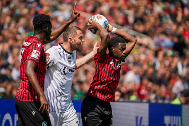 Deutschland: Fussball 2.Bundesliga 2025 2026, 32. Spieltag - Hannover 96 vs Preußen Münster - Heinz von Heiden Arena Stadion (Hannover): NoÃ«l AsÃ ko Noel Aseko (Hannover 96, 15) Mustapha Bundu (Hannover 96, 7) Hannover