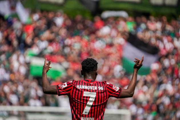Deutschland: Fussball 2.Bundesliga 2025 2026, 32. Spieltag - Hannover 96 vs Preußen Münster - Heinz von Heiden Arena Stadion (Hannover): Geste, Gestik, Emotion Mustapha Bundu (Hannover 96, 7) Hannover