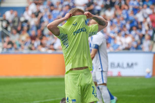 03.05.2026, xgox, Fussball - 2.Bundesliga 1.FC Magdeburg - Hertha BSC Berlin emspor, v.l. Marten Winkler (Hertha, 22) enttaeuscht, schaut enttaeuscht, niedergeschlagen, disappointed (DFL DFB REGULATIONS PROHIBIT ANY USE OF PHOTOGRAPHS as IMAGE SEQUENCES and or QUASI-VIDEO) Magdeburg