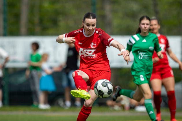 Thüringen-Pokal Halbfinal Frauen: Saalfeld Titans vs. 1. FFV Erfurt; Saalfeld; 03.05.2026 Lea Schrenk ( 19; 1. FFV Erfurt) Thüringen-Pokal Halbfinal Frauen: Saalfeld Titans vs. 1. FFV Erfurt; An den Saalewiesen; 03.05.2026 Copyright: xBEAUTIFULxSPORTS Duehringx