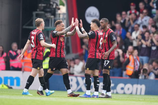 Bournemouth v Crystal Palace, Premier League, Football, Vitality Stadium, Bournemouth, UK - 03 May 2026 Evanilson (R) of Bournemouth celebrates the opening goal. Bournemouth Vitality Stadium Bournemouth UK, UK NEWSPAPERS OUT Copyright: xSeanxRyanx