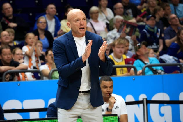 DEU, easyCredit BBL, ALBA vs. Chemnitz, 03.05.2026, Uber-Arena, Berlin, DEU, easyCredit BBL, ALBA vs. Chemnitz, im Bild Cheftrainer Rodrigo Pastore (Chemnitz)