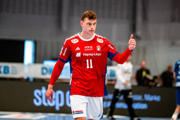 03.05.2026, xdobgx, Handball Daikin HBL, Handball Verein Hamburg HSV - TVB Stuttgart v.l. Nicolaj Jorgensen (Handball Sport Verein Hamburg, 11) gibt Anweisungen, gestikuliert mit den Armen, gesticulate, gives instructions Hamburg
