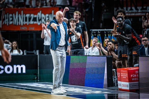 Basketball Berlin 03.05.2026 Saison 2025 2026 EasyCredit BBL 1. Bundesliga Männer, Herren Alba Berlin - NINERS Chemnitz Rodrigo Pastore (Chemnitz, Trainer)