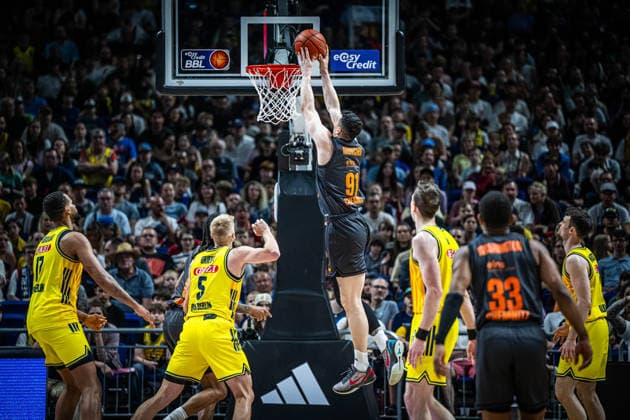 Basketball Berlin 03.05.2026 Saison 2025 2026 EasyCredit BBL 1. Bundesliga Männer, Herren Alba Berlin - NINERS Chemnitz Yordan Minchev (Chemnitz, No.91)