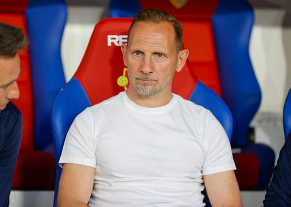 Basel, Switzerland - May 02, 2026: Brack Super League: FC Basel 1893 - FC Thun, FCB, with FC Thun Coach Mauro Lustrinelli Brack Super League: FC Basel 1893 - FC Thun *** Basel, Switzerland May 02, 2026 Brack Super League FC Basel 1893 FC Thun, FCB, with FC Thun Coach Mauro Lustrinelli Brack Super League FC Basel 1893 FC Thun
