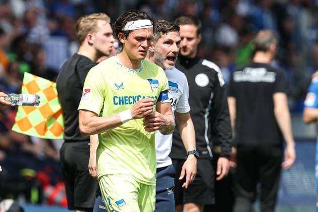 Trainer Stefan Leitl (Hertha BSC Berlin) und Fabian Reese (Hertha BSC Berlin,11) - 2. Fußball Bundesliga Saison 2025-2026 Punktspiel 1. FC Magdeburg vs. Hertha BSC Berlin in der Avnet Arena in Magdeburg - Fußball,Mann,Männer,Deutschland,03.05.2026