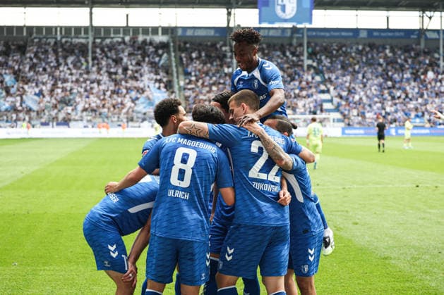 Torjubel - Torschütze Laurin Ulrich (1. FC Magdeburg,8) trifft zum 1-0 - 2. Fußball Bundesliga Saison 2025-2026 Punktspiel 1. FC Magdeburg vs. Hertha BSC Berlin in der Avnet Arena in Magdeburg - Aktion,Fußball,Mann,Männer,Deutschland,03.05.2026