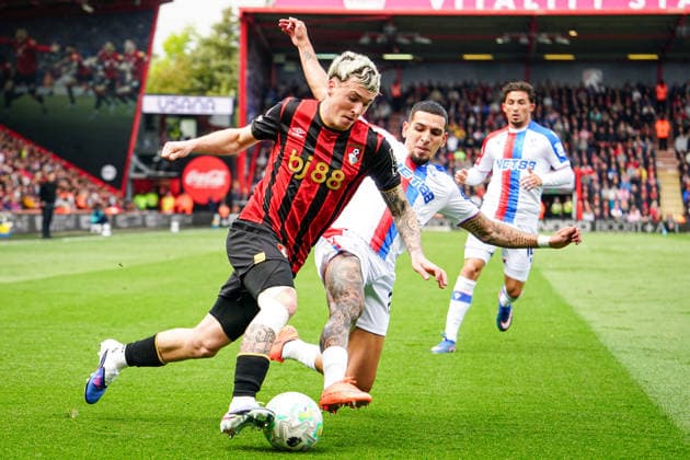 3rd May 2026, Bournemouth, Dorset, England; Premier League Football, AFC Bournemouth versus Crystal Palace; Daniel Munoz of Crystal Palace puts in a tackle on Alex Jimenez of Bournemouth KamilxKrella