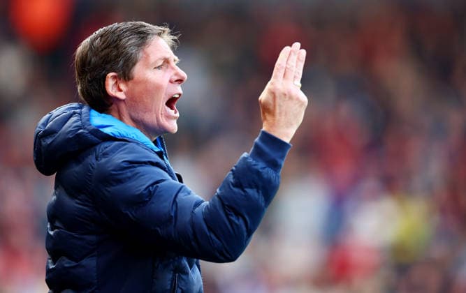 Crystal Palace Manager Oliver Glasner. AFC Bournemouth v Crystal Palace, Premier League, Football, Vitality Stadium, Bournemouth , UK - 03 May 2026Bournemouth Vitality Stadium United Kingdom EDITORIAL USE ONLY No use with unauthorised audio, video, data, fixture lists, club league logos or live services. Online in-match use limited to 120 images, no video emulation. No use in betting, games or single club league player publications. Copyright: xJamesxMarsh Shutterstockx 16854586bm