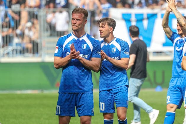 03.05.2026, xgox, Fussball - 2.Bundesliga 1.FC Magdeburg - Hertha BSC Berlin emspor, v.l. Alexander Ahl Holmstroem (Magdeburg, 11), Noah Pesch (Magdeburg, 10) Jubel ueber den Sieg, Jubel nach Spielende (DFL DFB REGULATIONS PROHIBIT ANY USE OF PHOTOGRAPHS as IMAGE SEQUENCES and or QUASI-VIDEO) Magdeburg