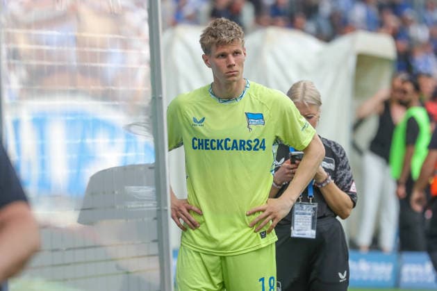 03.05.2026, xgox, Fussball - 2.Bundesliga 1.FC Magdeburg - Hertha BSC Berlin emspor, v.l. Luca Schuler (Hertha, 18) enttaeuscht, schaut enttaeuscht, niedergeschlagen, disappointed (DFL DFB REGULATIONS PROHIBIT ANY USE OF PHOTOGRAPHS as IMAGE SEQUENCES and or QUASI-VIDEO) Magdeburg
