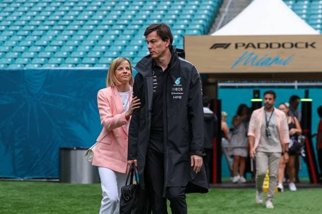 Teamchef Toto Wolff (Mercedes-AMG Petronas) mit seiner Frau Susie, Grosser Preis von Miami, Motorsport, Herren, Formel 1, Rennen, 03.05.2026 Miami Florida USA