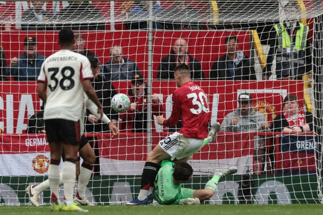 Premier League: Manchester United, ManU v Liverpool Benjamin Sesko of Manchester United scores to make it 2-0 during the Premier League match Manchester United vs Liverpool at Old Trafford, Manchester, United Kingdom on 03 May 2026 (Photo by Mark Cosgrove News Images) Manchester Old Trafford Greater Manchester United Kingdom Copyright: xMarkxCosgrove NewsxImagesx