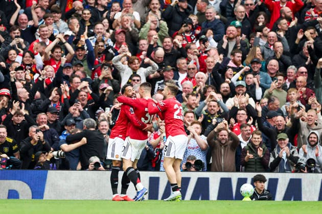 Manchester United, ManU v Liverpool, Premier League Manchester United forward Benjamin Sesko (30) scores a GOAL 2-0 and celebrates Manchester United forward Matheus Cunha (10) during the Manchester United v Liverpool Premier League match at Old Trafford, Manchester, England on 3 May 2026 Credit: Phil Duncan Every Second Media Editorial use only. All images are copyright Every Second Media Limited. No images may be reproduced without prior permission. All rights reserved. Premier League and Football League images are subject to licensing agreements with Football DataCo Limited. see https: www.football-dataco.com Copyright: xIMAGO EveryxSecondxMediax ESM-1972-0015 PhilxDuncanx xEveryxSecondxMediax